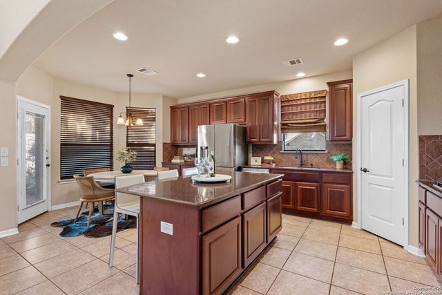 611 Oxalis, San Antonio, TX 78260