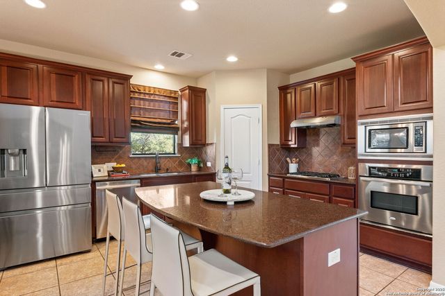 611 Oxalis, San Antonio, TX 78260