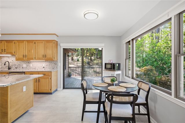 9 Tradewinds Way, Salem, SC 29676