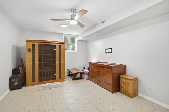 9 Tradewinds Way, Salem, SC 29676