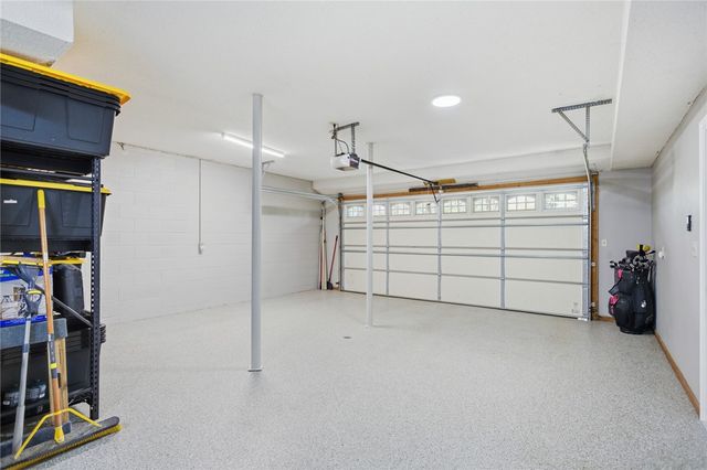 9 Tradewinds Way, Salem, SC 29676