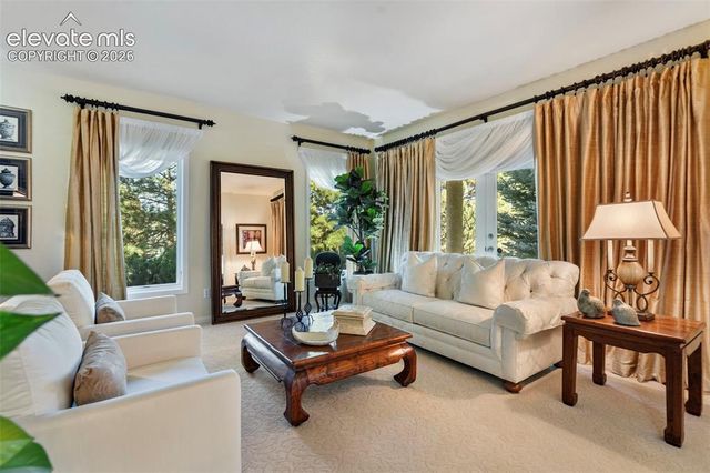 345 Lions Head Drive, Monument, CO 80132