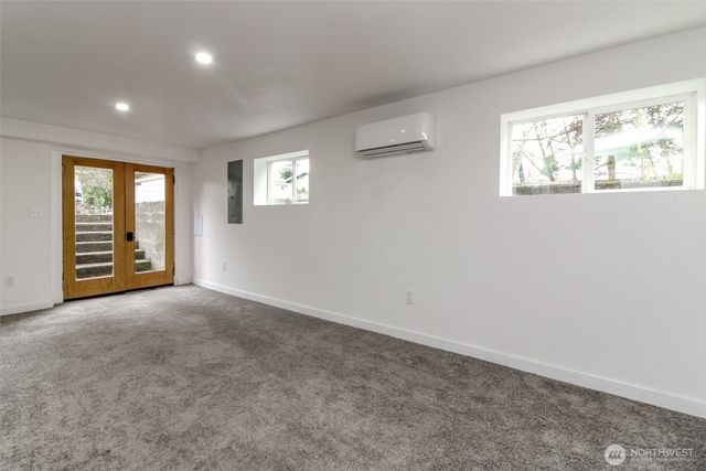 9613 S 240th Street, Kent, WA 98031