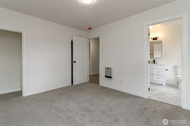 9613 S 240th Street, Kent, WA 98031