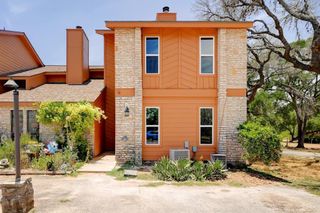 10 Cypress Fairway VLG, Wimberley, TX 78676