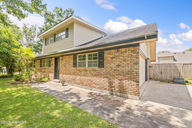 410 N Locksley Drive, Lafayette, LA 70508