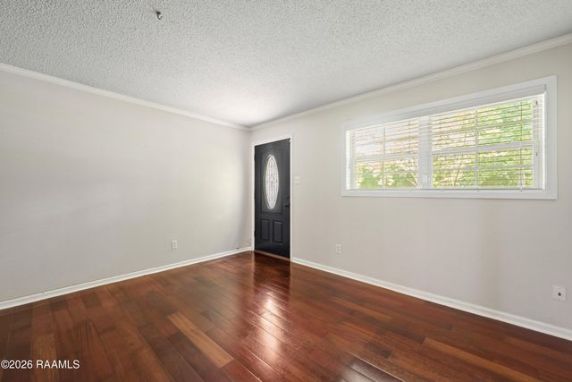 410 N Locksley Drive, Lafayette, LA 70508