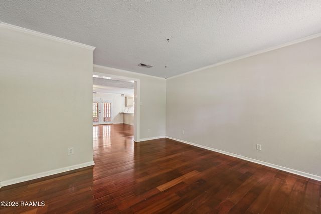 410 N Locksley Drive, Lafayette, LA 70508