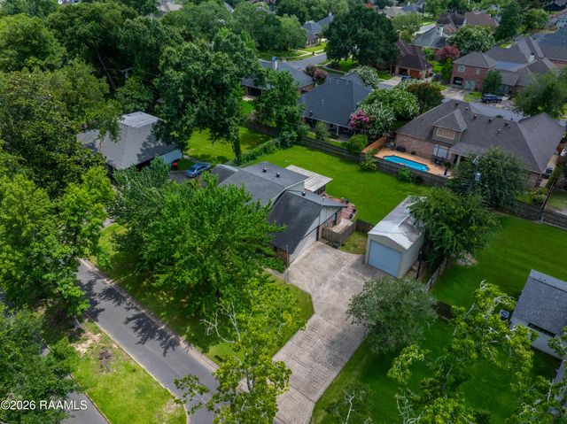 410 N Locksley Drive, Lafayette, LA 70508