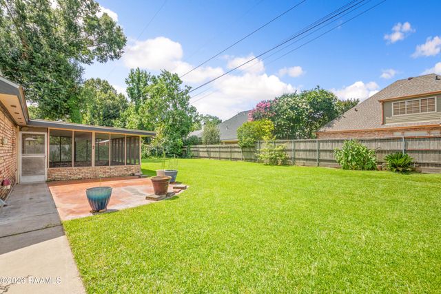 410 N Locksley Drive, Lafayette, LA 70508