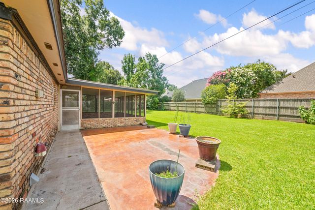 410 N Locksley Drive, Lafayette, LA 70508