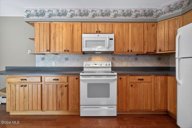 25 Dino Drive, Malta, NY 12019