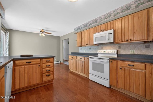 25 Dino Drive, Malta, NY 12019