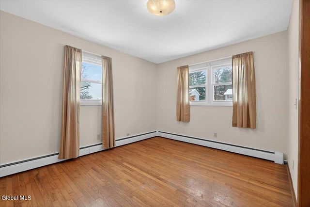 25 Dino Drive, Malta, NY 12019