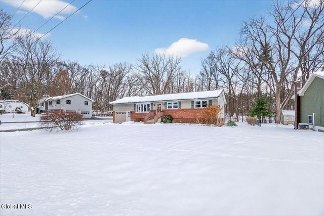 25 Dino Drive, Malta, NY 12019