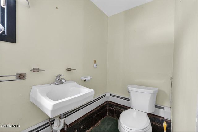 25 Dino Drive, Malta, NY 12019