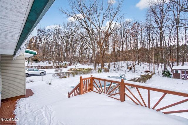 25 Dino Drive, Malta, NY 12019