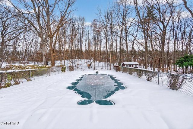 25 Dino Drive, Malta, NY 12019