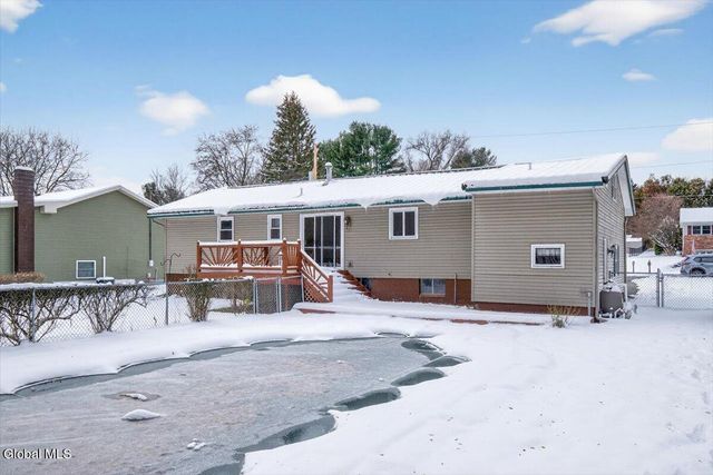 25 Dino Drive, Malta, NY 12019