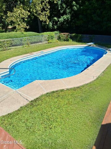 25 Dino Drive, Malta, NY 12019