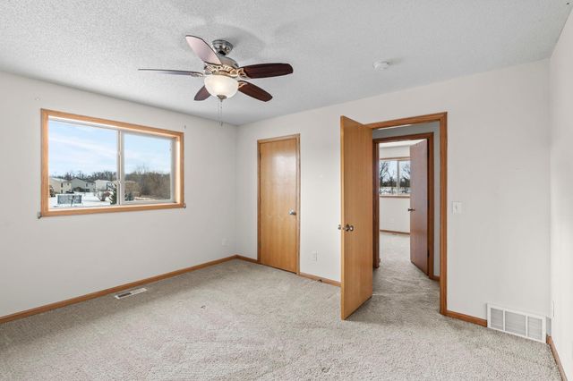 935 Aspen Lane, Montrose, MN 55363