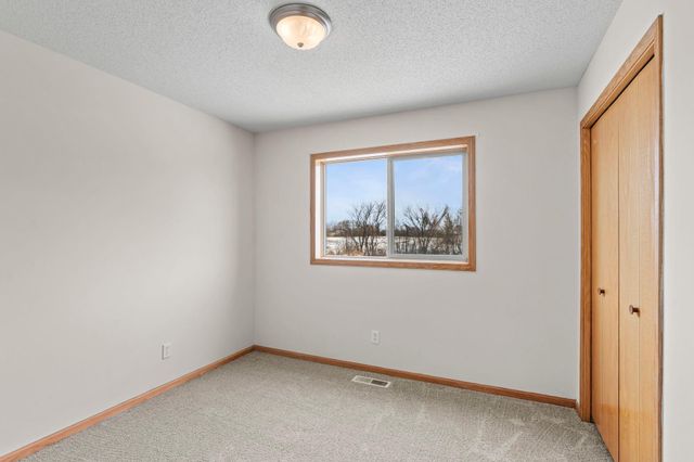 935 Aspen Lane, Montrose, MN 55363