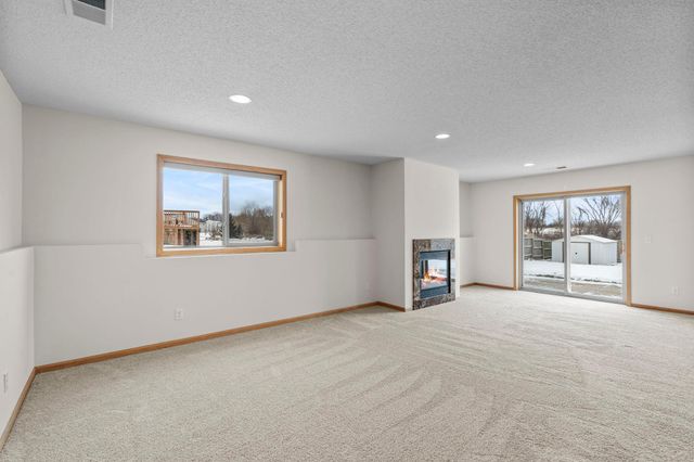 935 Aspen Lane, Montrose, MN 55363