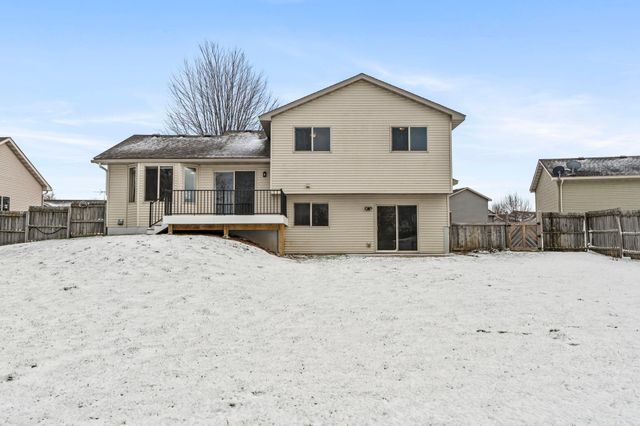 935 Aspen Lane, Montrose, MN 55363