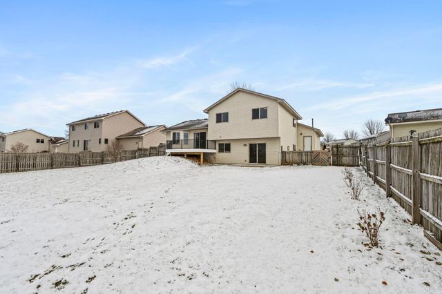 935 Aspen Lane, Montrose, MN 55363