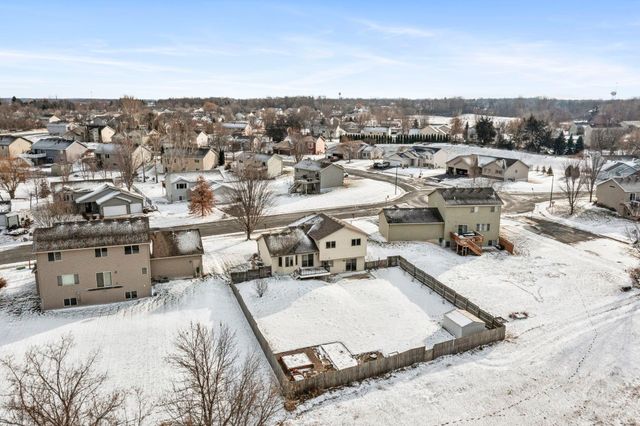 935 Aspen Lane, Montrose, MN 55363