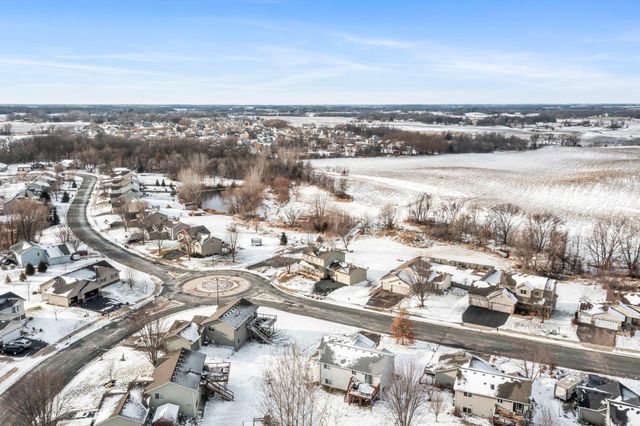 935 Aspen Lane, Montrose, MN 55363