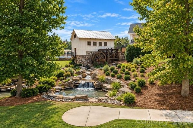 2015 Kensley Drive, Waxhaw, NC 28173