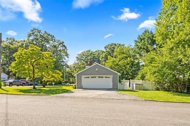 17 Sunset Drive, Suffern, NY 10901