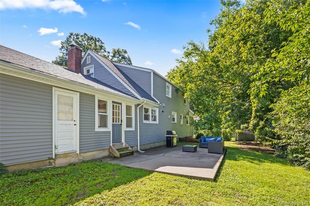 17 Sunset Drive, Suffern, NY 10901