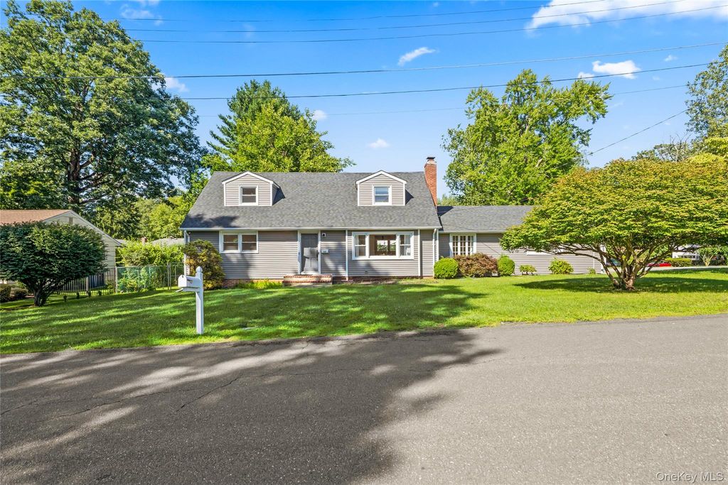 17 Sunset Drive, Suffern, NY 10901