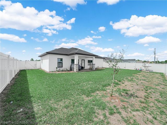 211 Hidden Creek Circle, Wauchula, FL 33873