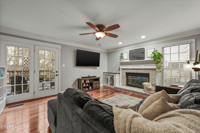 1942 Cedardale Lane, Knoxville, TN 37932