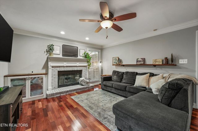 1942 Cedardale Lane, Knoxville, TN 37932