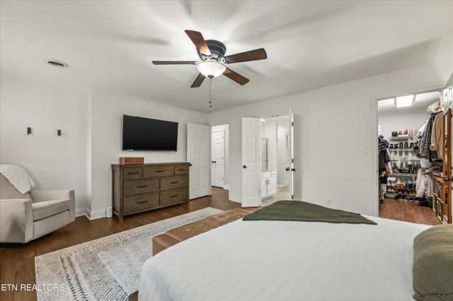 1942 Cedardale Lane, Knoxville, TN 37932