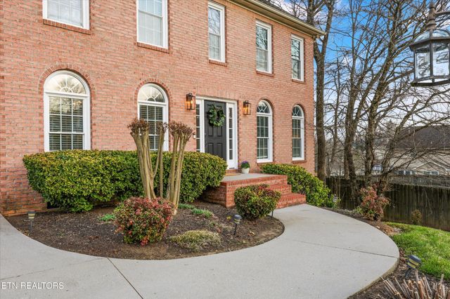 1942 Cedardale Lane, Knoxville, TN 37932