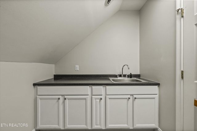 1942 Cedardale Lane, Knoxville, TN 37932