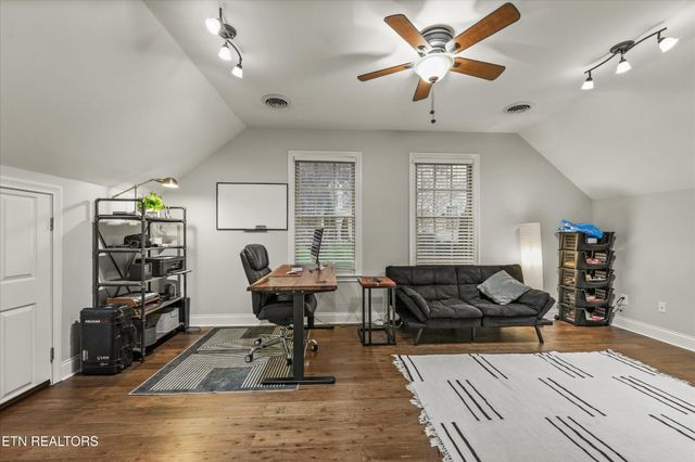 1942 Cedardale Lane, Knoxville, TN 37932