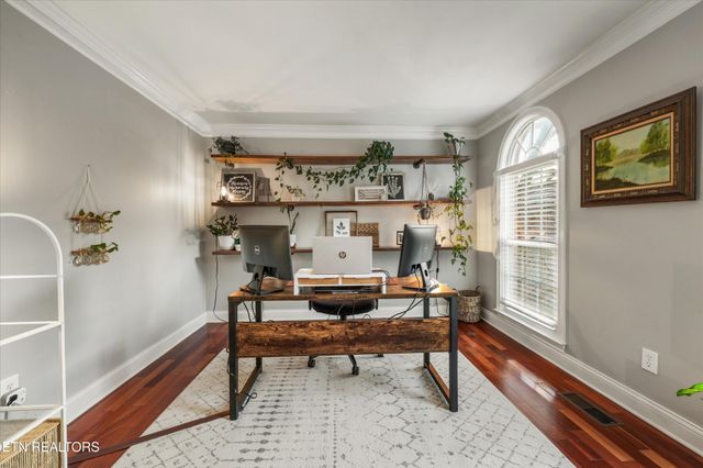 1942 Cedardale Lane, Knoxville, TN 37932