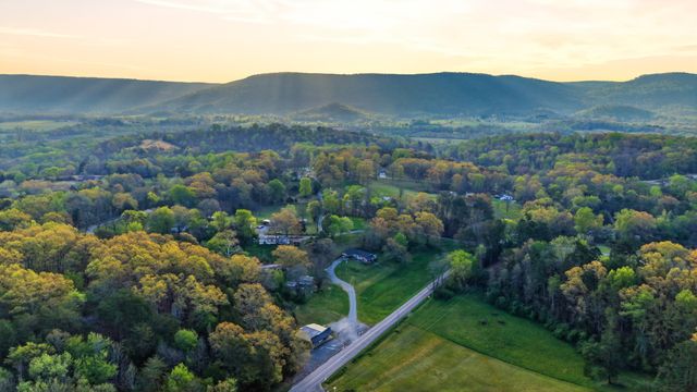 1675 Ketner Mill Road, Whitwell, TN 37397