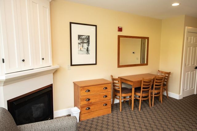 243 Qtr. I V Jackson Gore Inn, Ludlow, VT 05149
