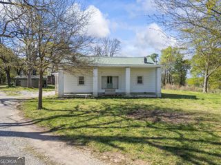 519 Gus Barnett Road, Nicholson, GA 30565