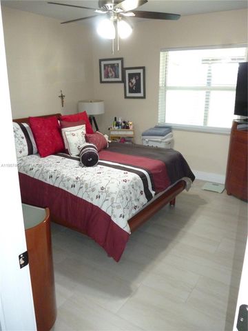 19372 SW 119th Court, Miami, FL 33177