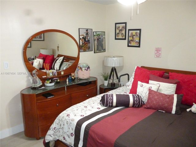 19372 SW 119th Court, Miami, FL 33177
