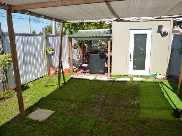 19372 SW 119th Court, Miami, FL 33177