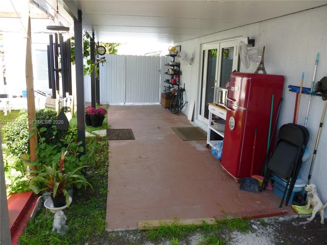 19372 SW 119th Court, Miami, FL 33177